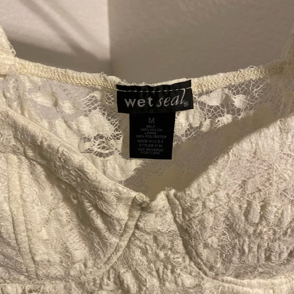 Lace bodice - Picture 2 of 4